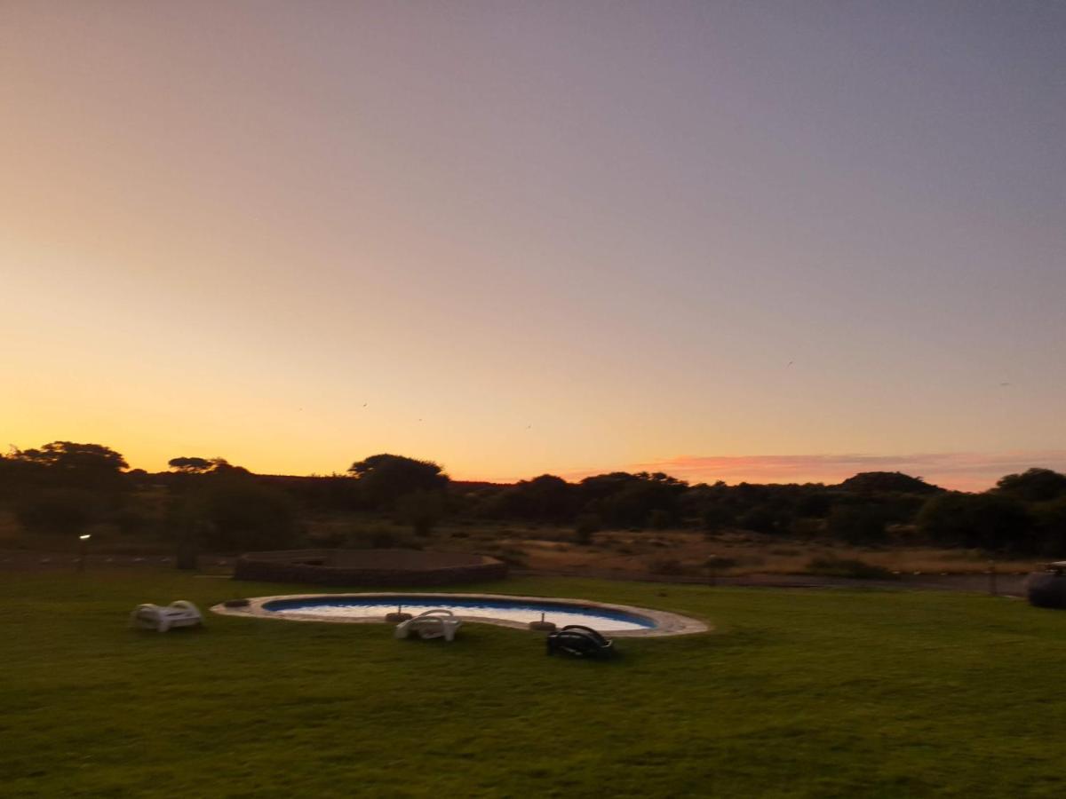 Wag N Bietjie Bush Lodge Heuningneskloof Eksteriør billede