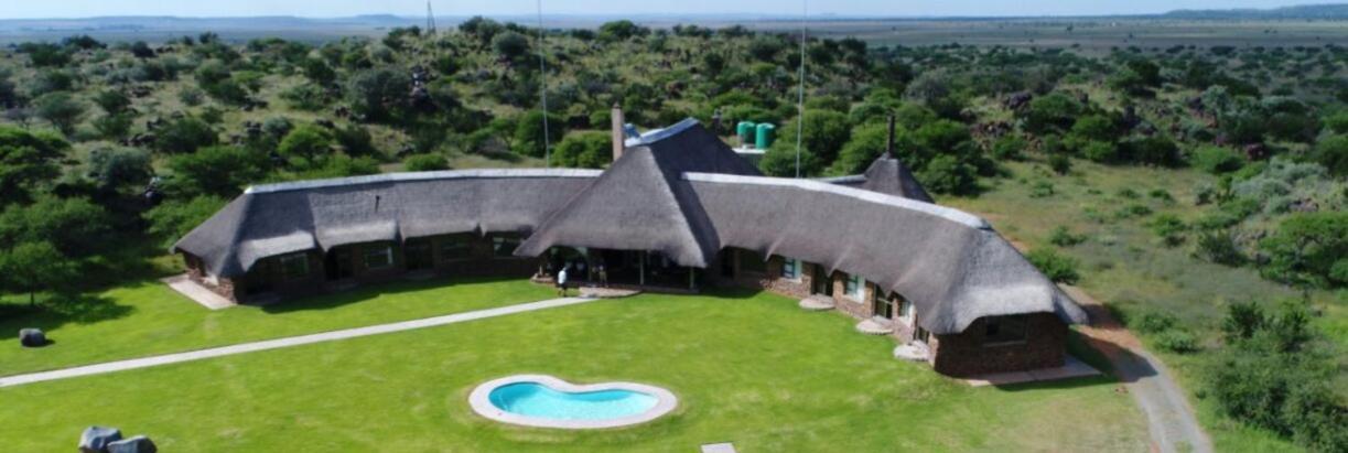Wag N Bietjie Bush Lodge Heuningneskloof Eksteriør billede