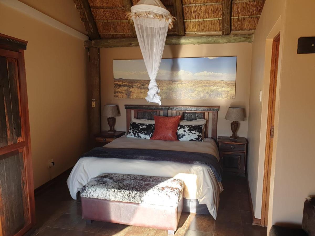 Wag N Bietjie Bush Lodge Heuningneskloof Eksteriør billede